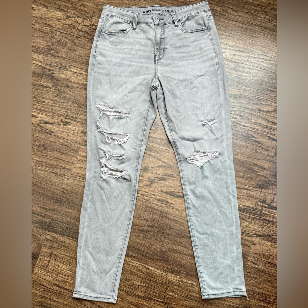 American Eagle Outfitters Women's Light Gray Ripped Skinny Jeans Sz 6 - Picture 2 of 12